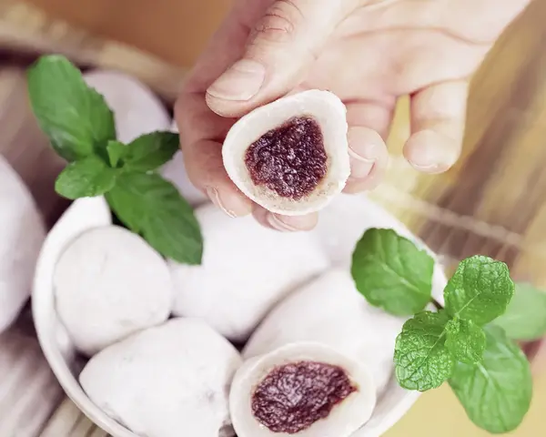 Mochis à l'anko (crème de haricots rouges)